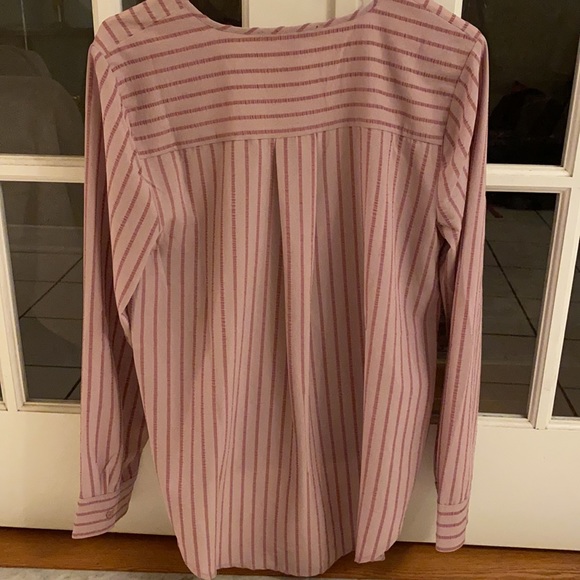 New with tag BCBGMAXAZRIA blouse - Picture 3 of 7